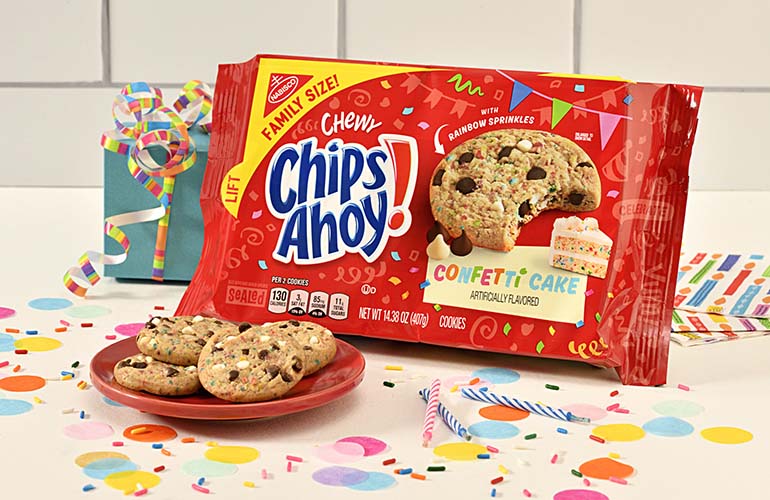 chips-ahoy-confetti-cake-cookies-package