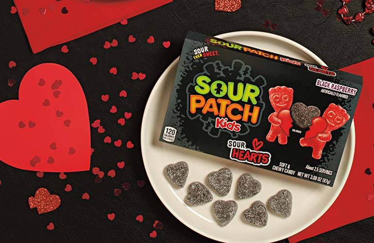 sour-patch-kids-sour-hearts-box.